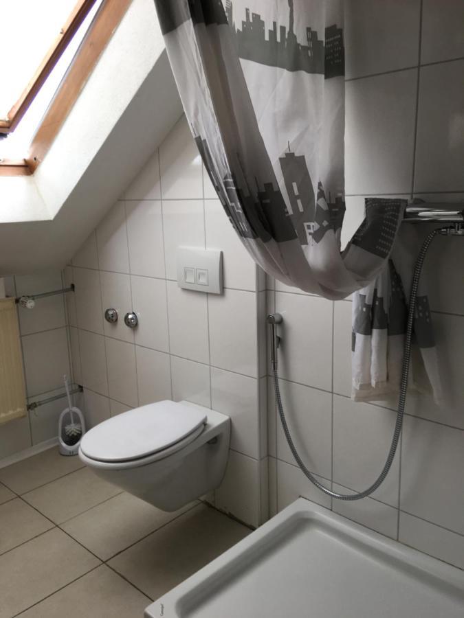 Chambre Familiale avec Douche